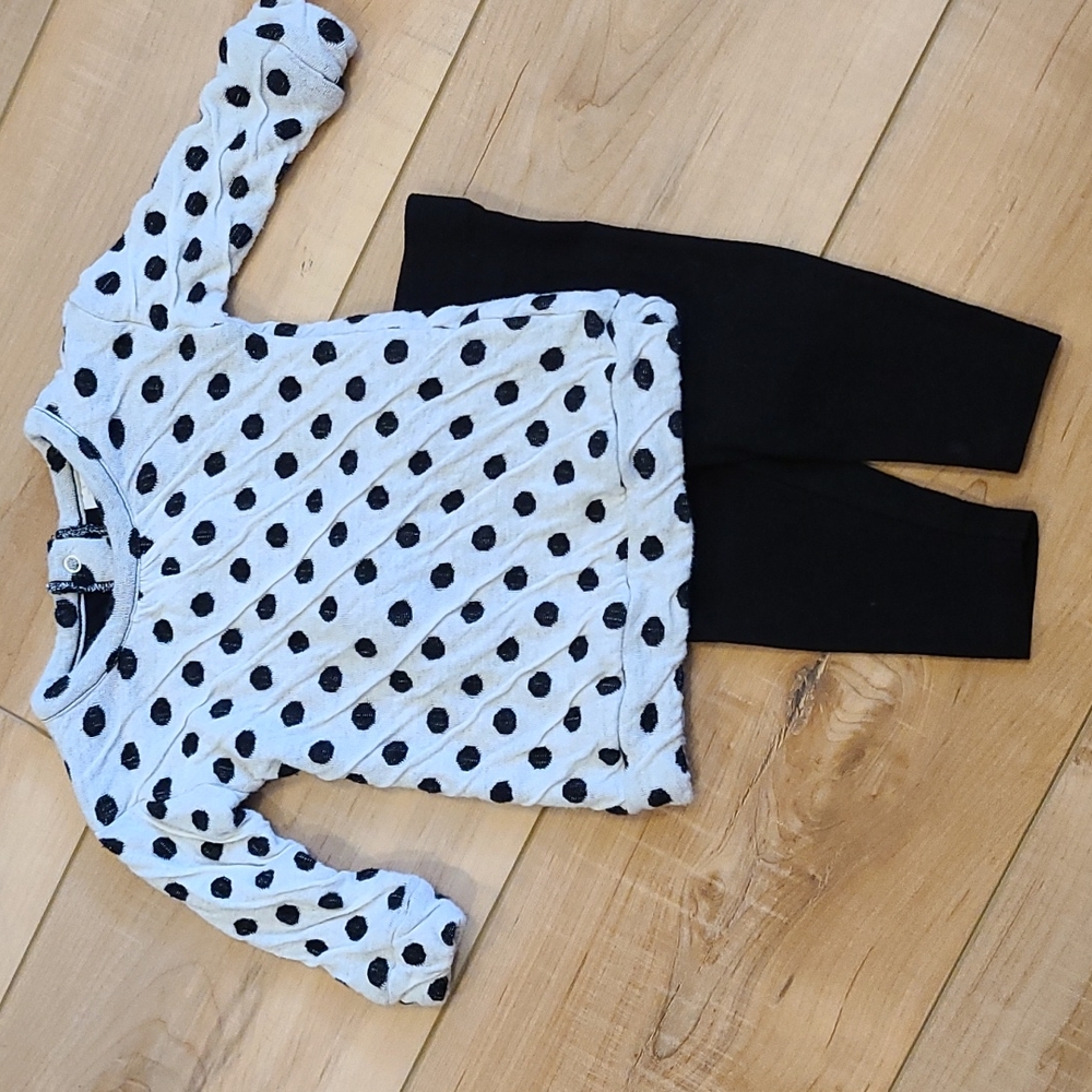 Infant girls polka dot shirt and leggings outfit set